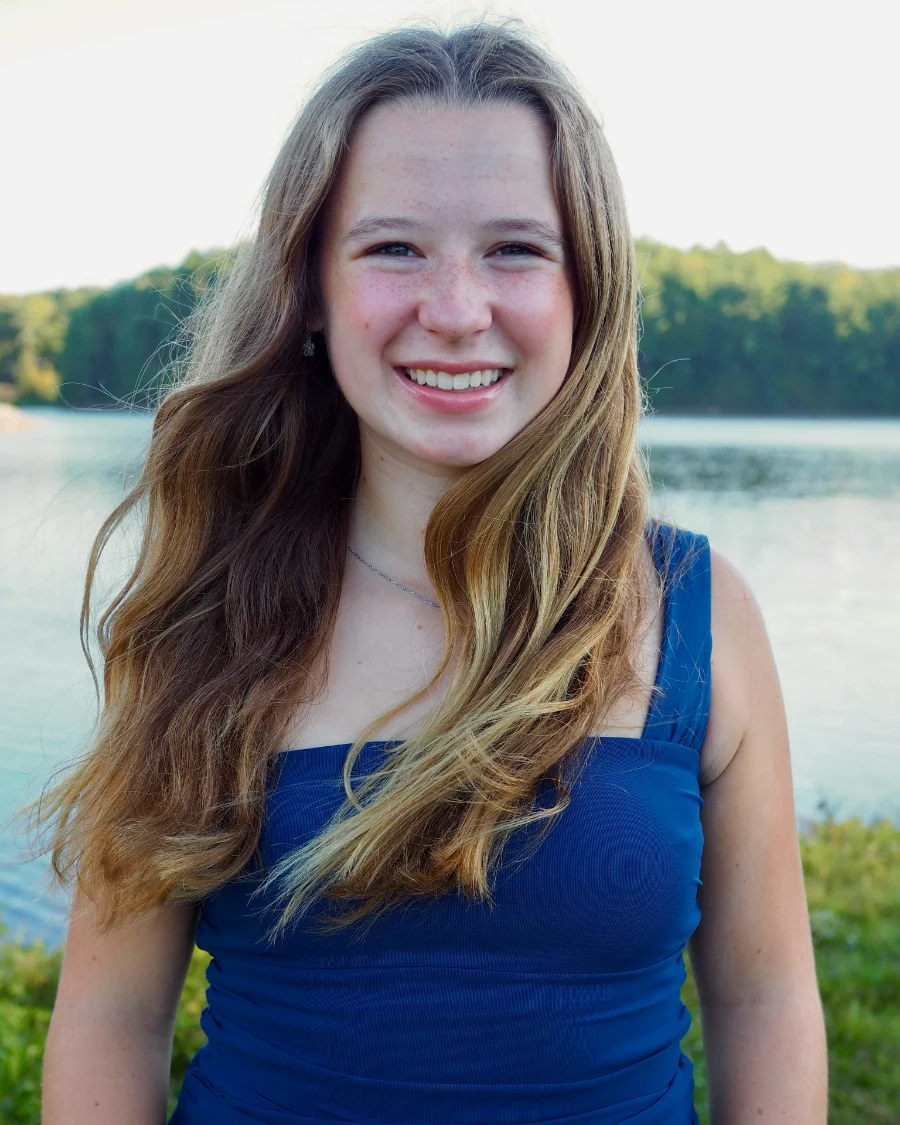 Ariana, Head Delegate
